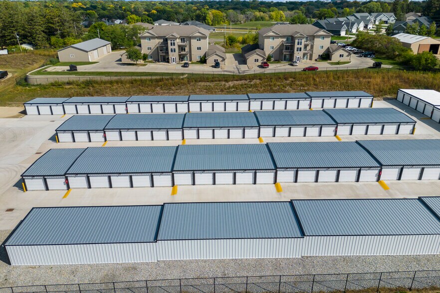 More Photos Of 3556 Marnie Ave, Waterloo Self Storage For Sale