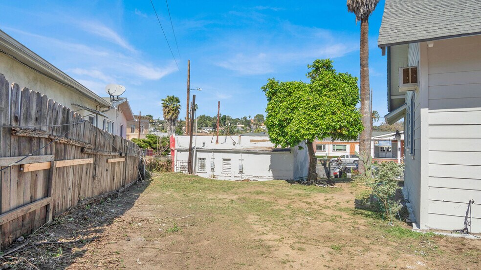More Photos Of 6072 York Blvd, Los Angeles Storefront Retail Residential For Sale