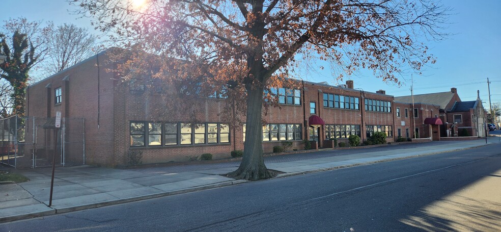 Primary Photo Of 50 Rose Ave, Valley Stream Schools For Lease