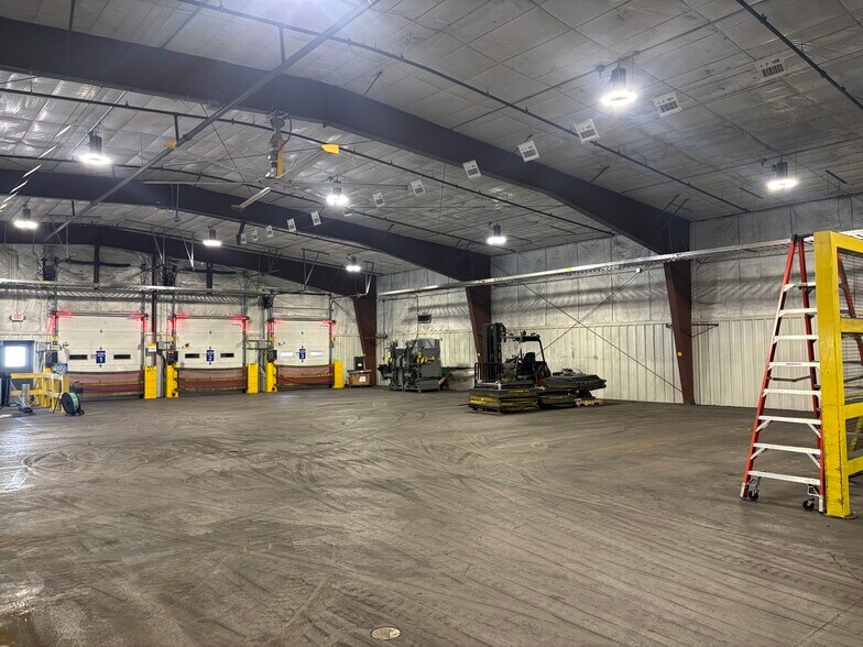 More Photos Of 1760 Liberty St, Ironwood Manufacturing For Sale