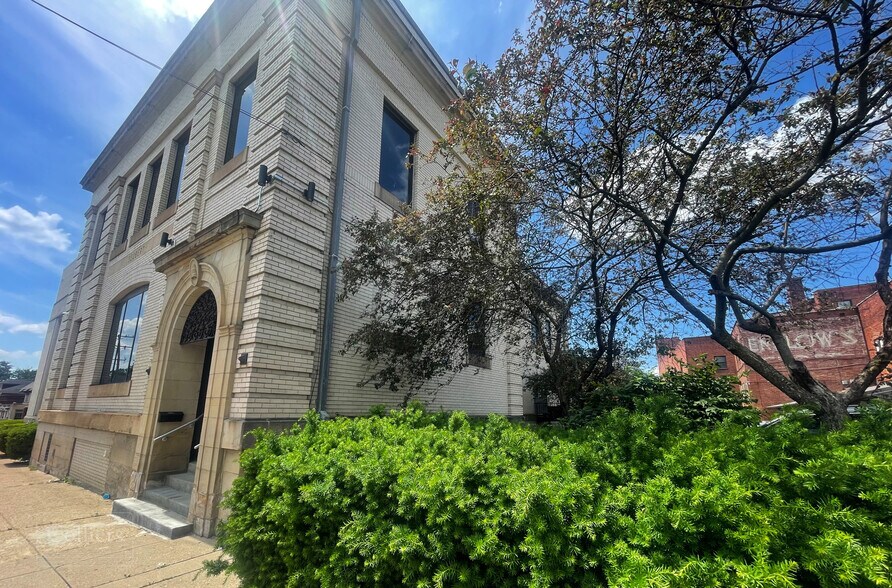 More Photos Of 20 S Balph Ave, Pittsburgh Loft Creative Space For Sale