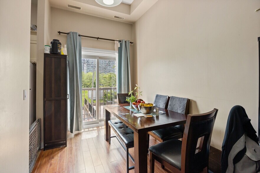 More Photos Of 999 Bloor St W, Toronto Storefront Retail Residential For Sale