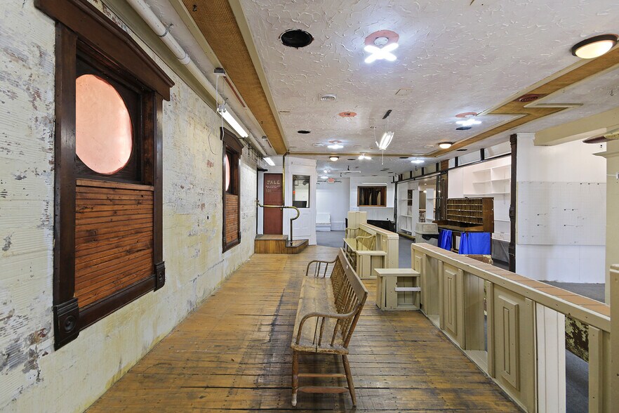 More Photos Of 105 Coal st, Mexico Specialty For Sale