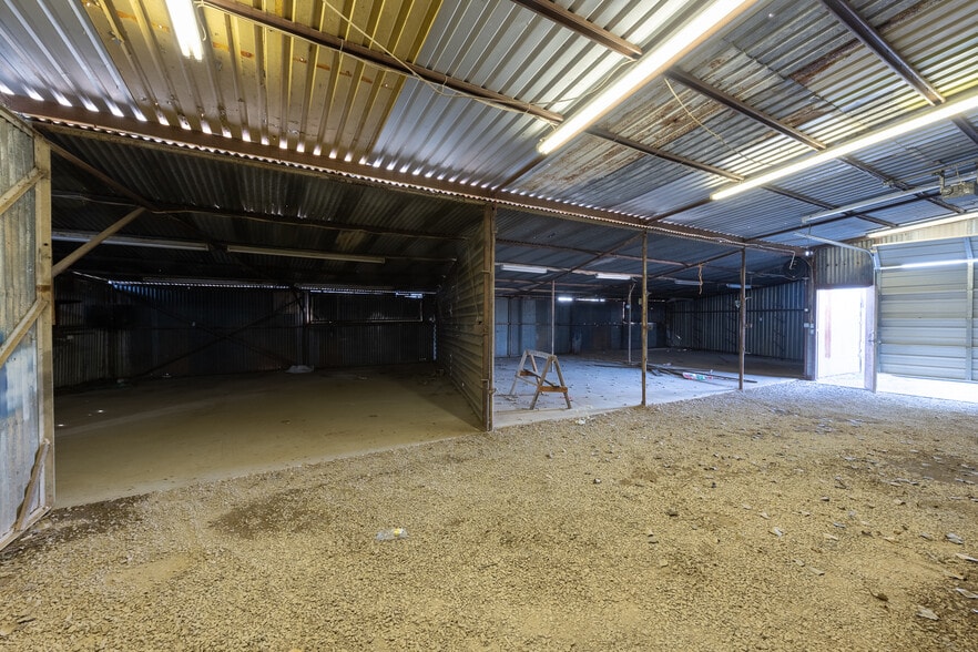 More Photos Of 1264 US Highway 281, Wichita Falls Service For Sale