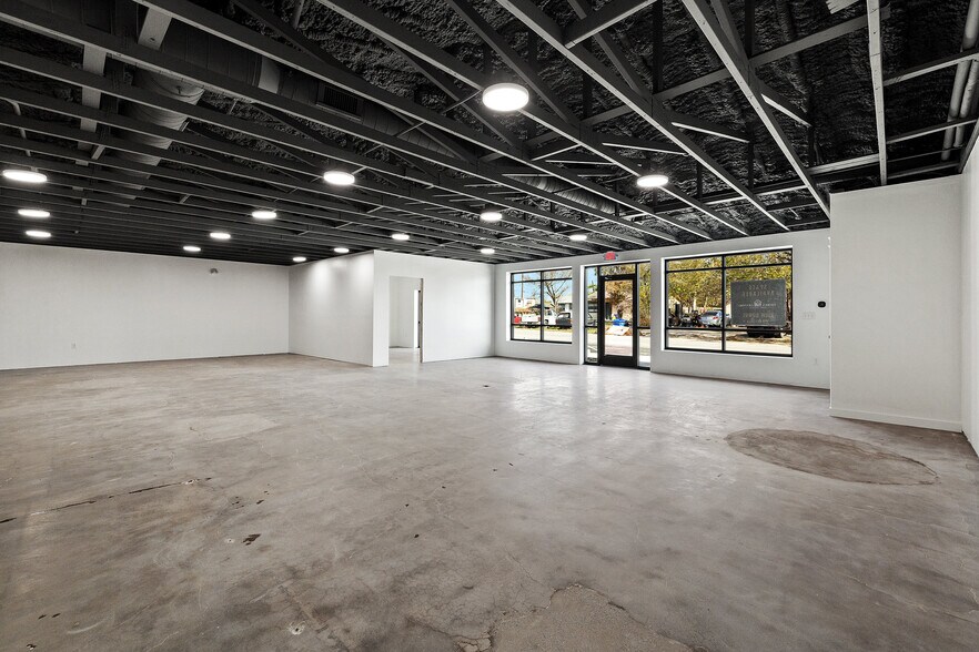 Primary Photo Of 301-303 Elliott St, Taylor Office For Lease