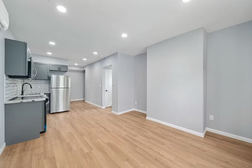 More Photos Of 786-792 Thomas Ave, Columbus Apartments For Sale