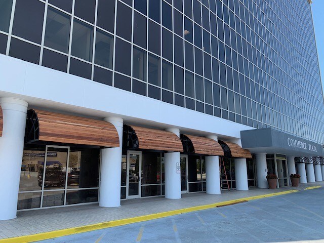 More Photos Of 755 Commerce Dr, Decatur Medical For Lease