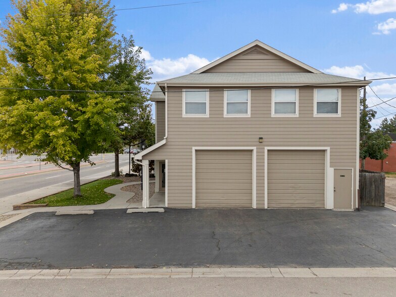 More Photos Of 1405 Madison Ave, Loveland Showroom For Sale