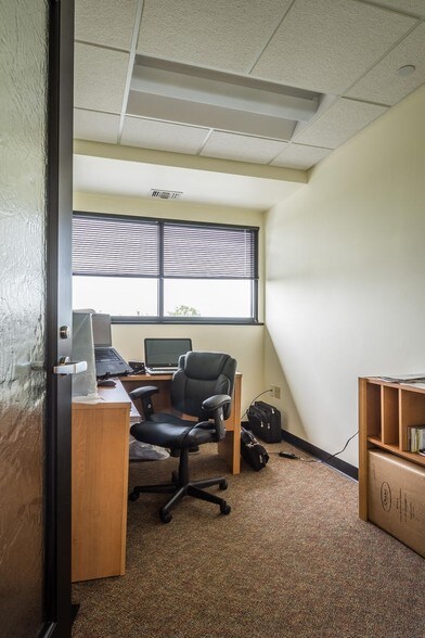 More Photos Of 1600 W Bloomfield Rd, Bloomington Medical For Sale