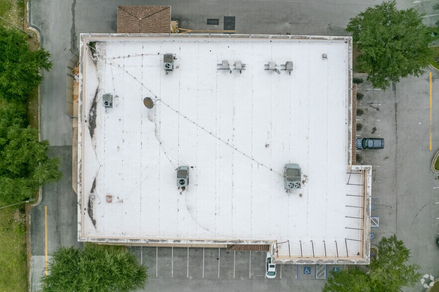 More Photos Of 5340 Soutel Dr, Jacksonville Drugstore For Sale