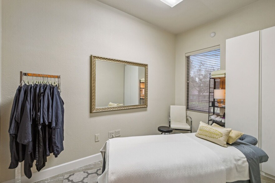 More Photos Of 3000 Keller Springs Rd, Carrollton Office Residential For Sale