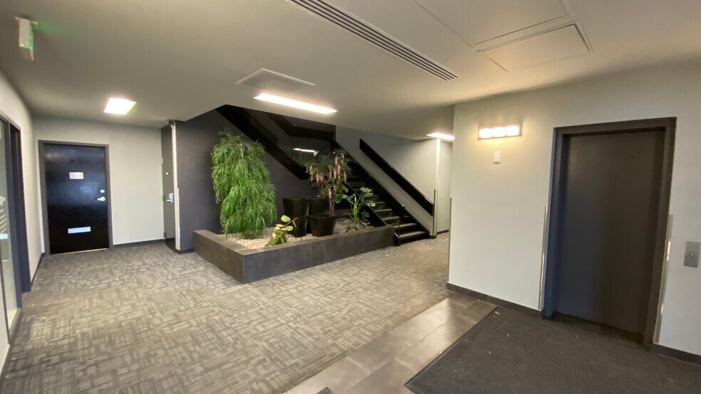 Primary Photo Of 6851 S Holly Cir, Centennial Office For Lease