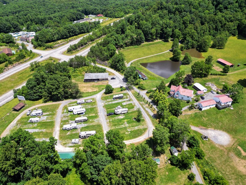 Primary Photo Of 632 Milroy Grose Rd, Lansing Trailer Camper Park For Sale