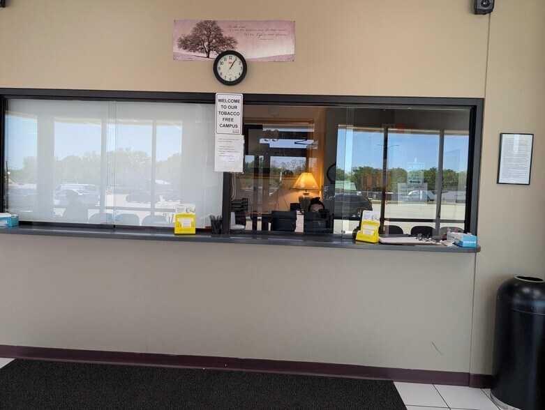More Photos Of 935 S South St, Wilmington Unknown For Lease