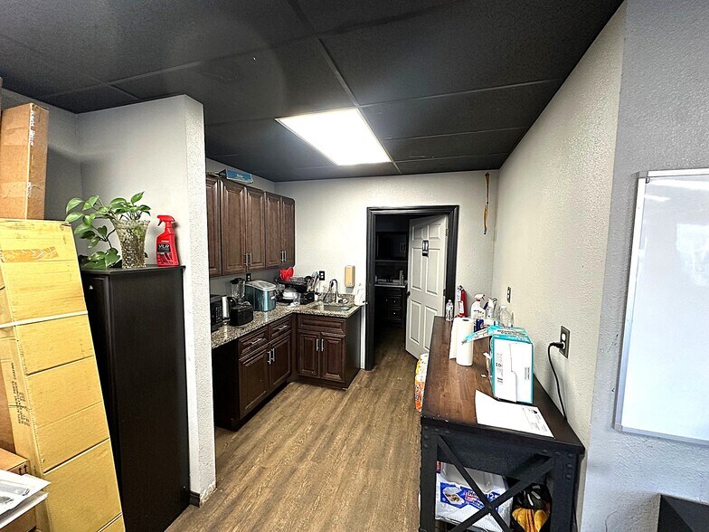 More Photos Of 2218 Champa St, Denver Warehouse For Sale
