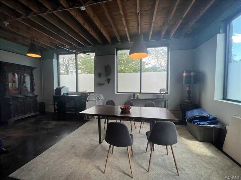 More Photos Of 1148 Michigan Ave, Buffalo Office For Lease