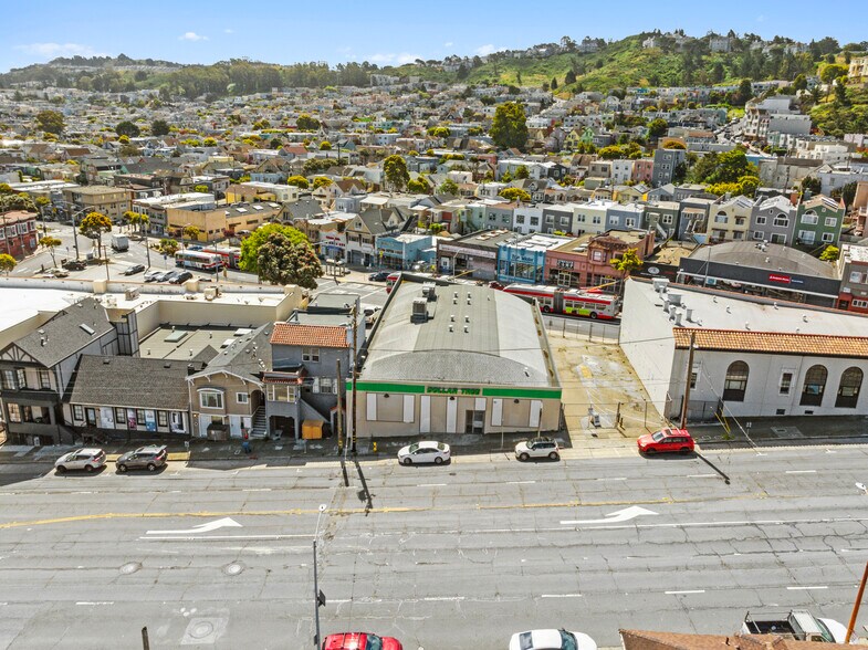More Photos Of 6232 Mission St, Daly City Freestanding For Lease