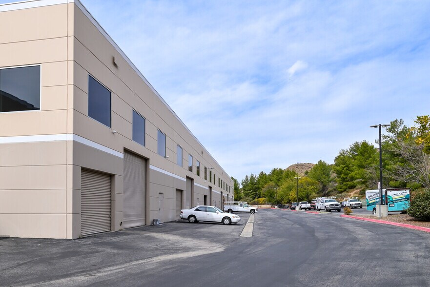 More Photos Of 28348 Constellation Rd, Valencia Warehouse For Sale