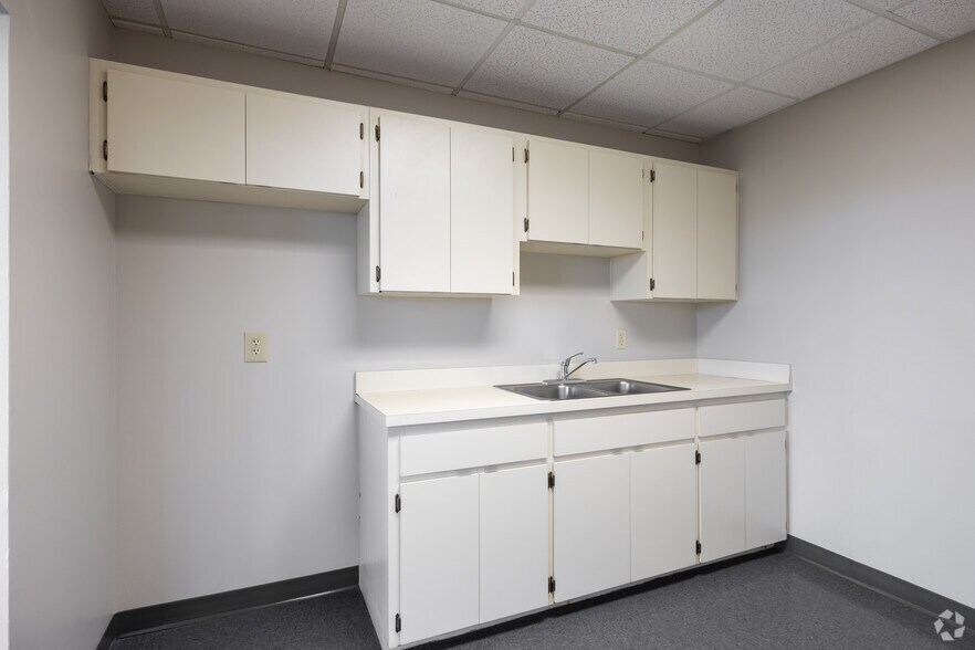 Photo of 4th Floor Ste 410