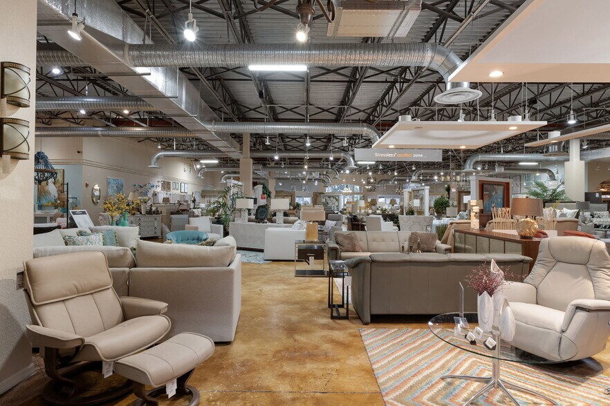 More Photos Of 97 W Gulf To Lake Hwy, Lecanto Freestanding For Sale