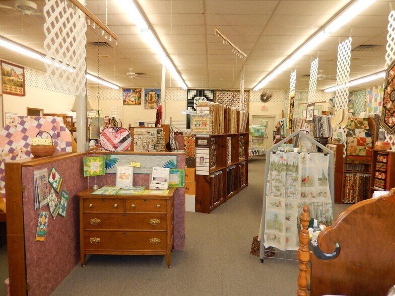 More Photos Of 2520 Vine St, Hays Unknown For Lease