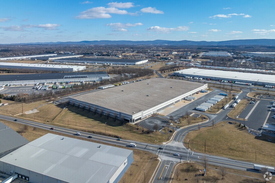 More Photos Of 1 S Shearer Dr, Carlisle Warehouse For Lease