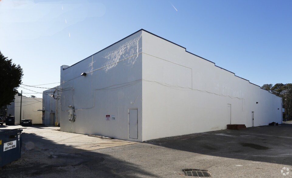 More Photos Of 7712-7726 Hampton Blvd, Norfolk Unknown For Lease