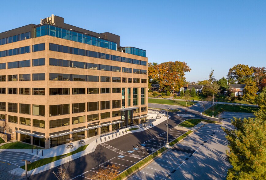 More Photos Of 1447 York Rd, Lutherville Office For Lease