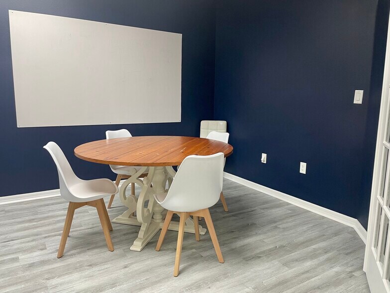 More Photos Of 58-74 Sarasota Center Blvd, Sarasota Office For Sale