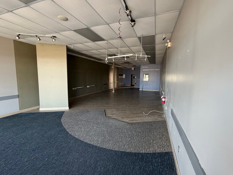 More Photos Of 5705 S State Route 48, Maineville Unknown For Lease