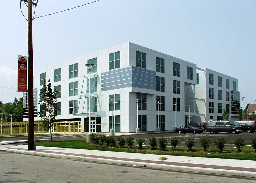 More Photos Of 8111 Quincy Ave, Cleveland Medical For Lease