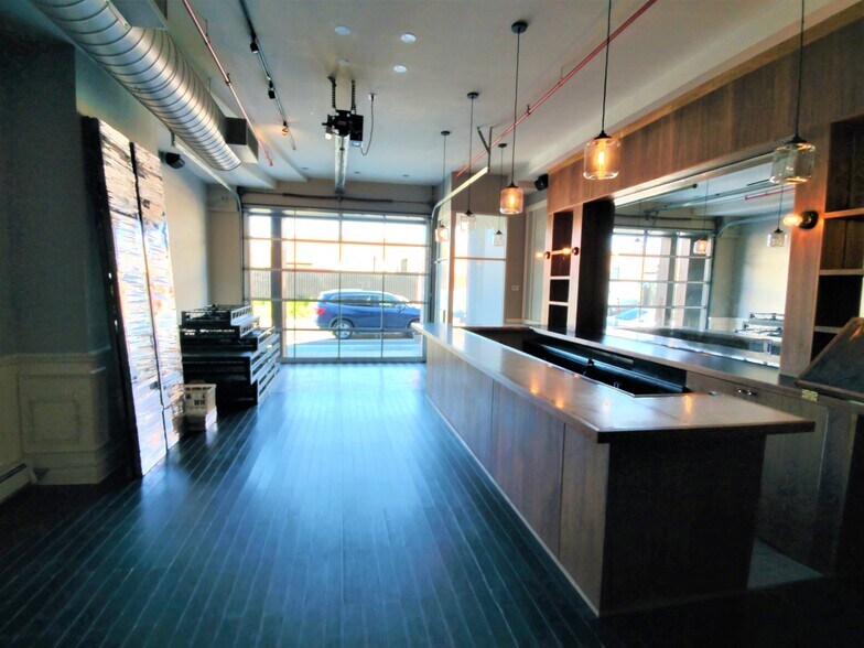 More Photos Of 190 N 14th St, Brooklyn Restaurant For Lease