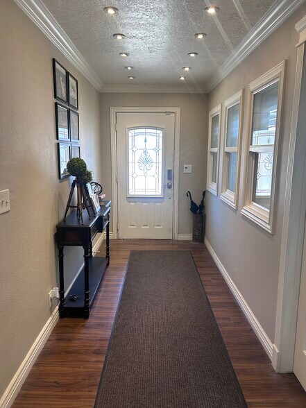 More Photos Of 1215 S Main St, Orem Office For Sale