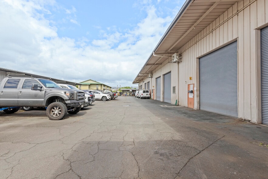 More Photos Of 474 Kalanikoa St, Hilo Warehouse For Lease