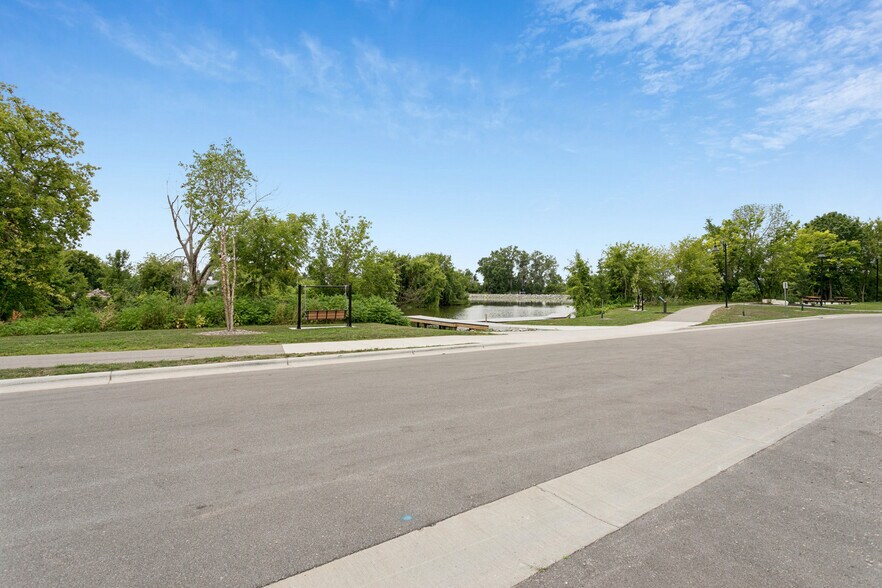 More Photos Of 100 Water St, Menasha General Retail For Sale