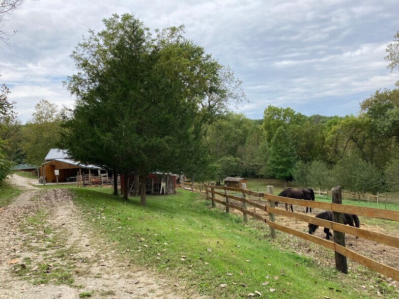 More Photos Of 22413 Highway C, Lawson Specialty For Sale