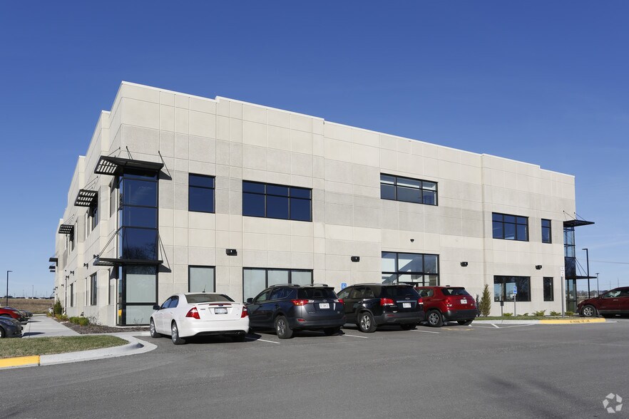 More Photos Of 1601 N 98th St, Kansas City Office For Sale