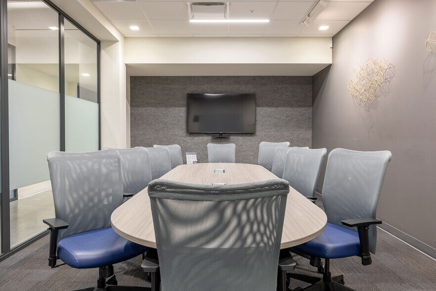 More Photos Of 11220 W Burleigh St, Wauwatosa Coworking Space