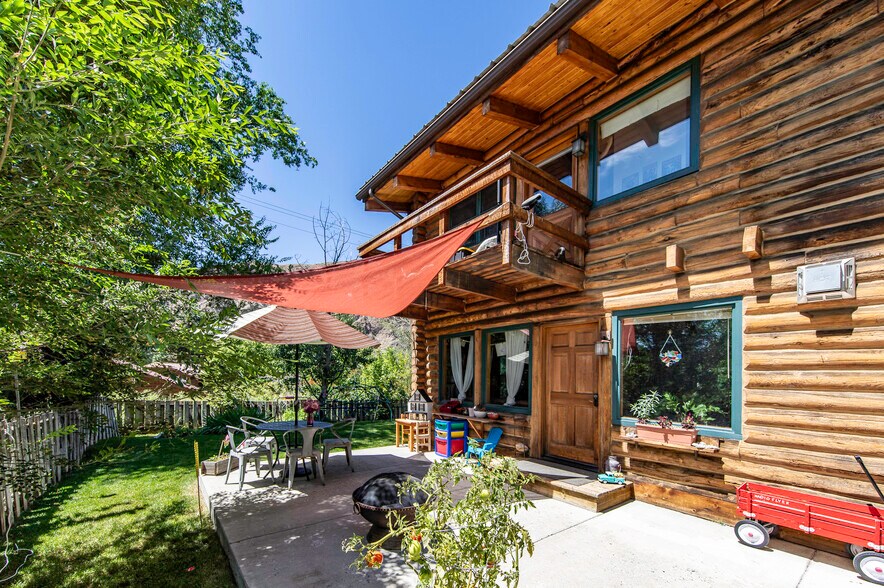 Primary Photo Of 309 N River St, Hailey Multifamily For Sale