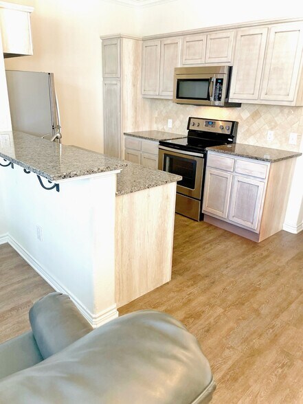 More Photos Of 2888 Nash St, Bryan Apartments For Sale