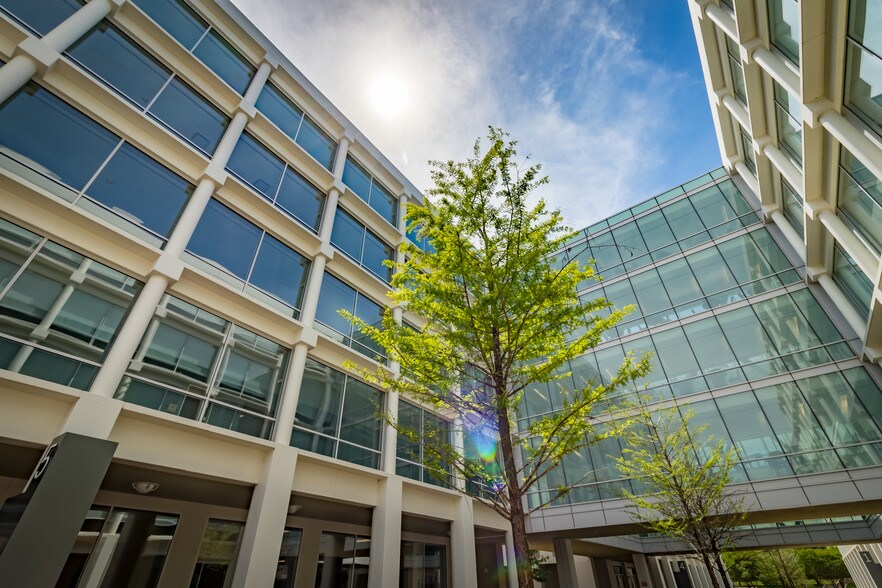 More Photos Of 1500 Solana Blvd, Westlake Office For Lease