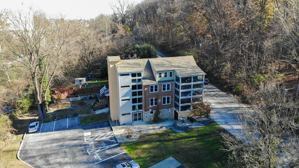 More Photos Of 14 Balligomingo Rd, Conshohocken Unknown For Sale