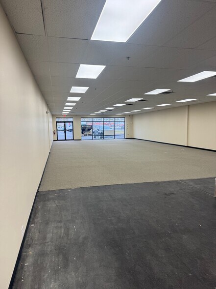 More Photos Of 22947 Sussex Hwy, Seaford Storefront Retail Office For Lease
