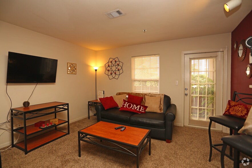 More Photos Of 215 Spencer Pl, Cayce Apartments For Sale