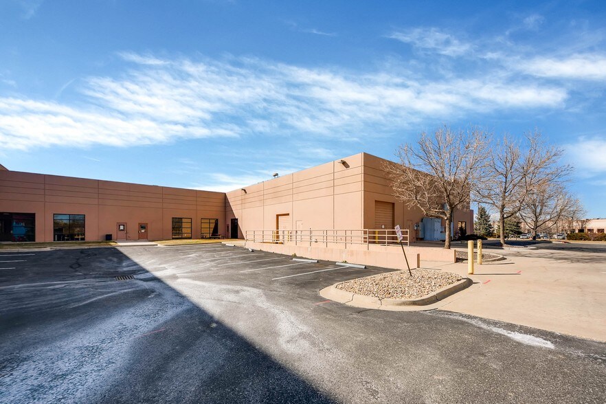 More Photos Of 7420 E Dry Creek Pky, Longmont Office For Lease