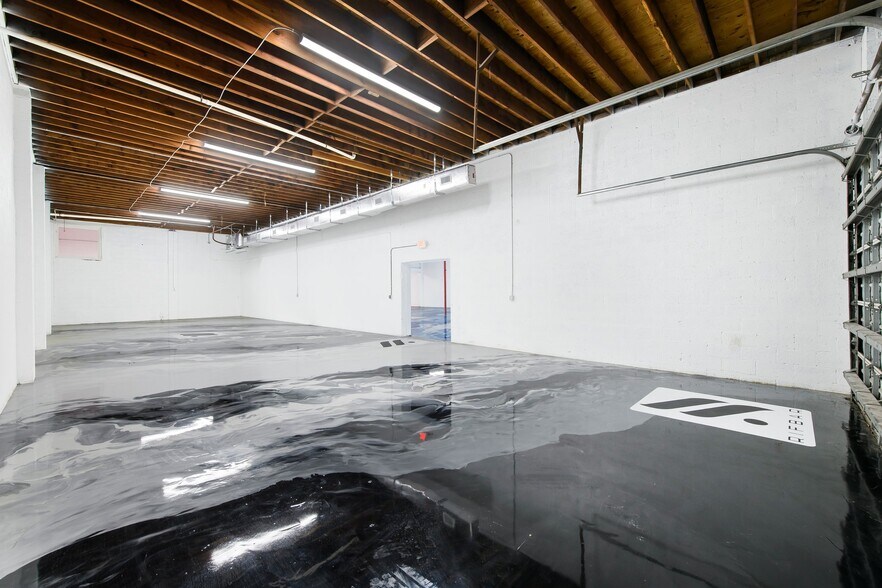 More Photos Of 837 NW 8th Ave, Fort Lauderdale Warehouse For Lease