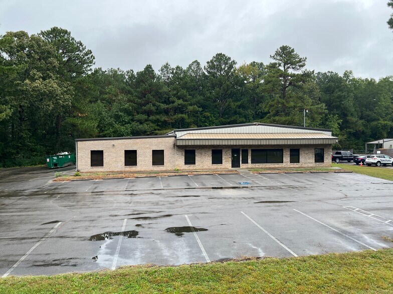 Primary Photo Of 213 Industrial Blvd, Tullahoma Industrial For Sale