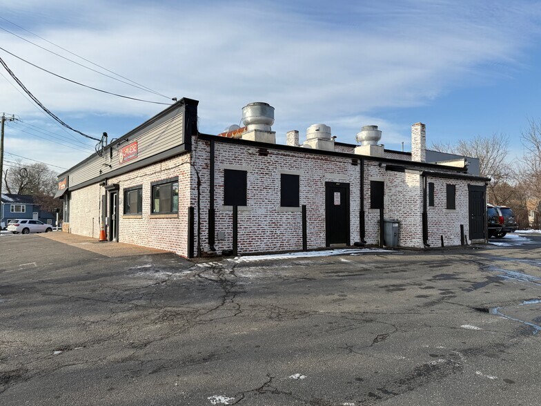 More Photos Of 112-116 Main St, East Hartford Unknown For Lease