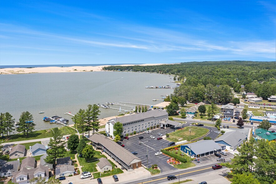 More Photos Of 1180 N Shore Dr, Mears Hospitality For Sale