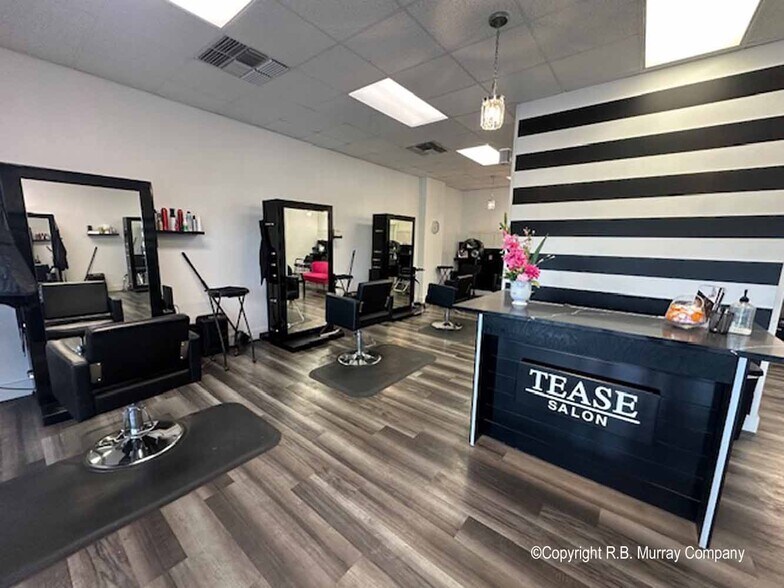 More Photos Of 3250 E Battlefield St, Springfield Unknown For Lease